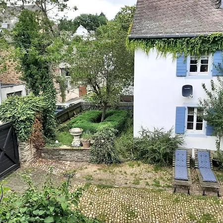 Charming Holiday In With A Balcony * Roes