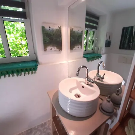 Charming Holiday In With A Balcony Apartment